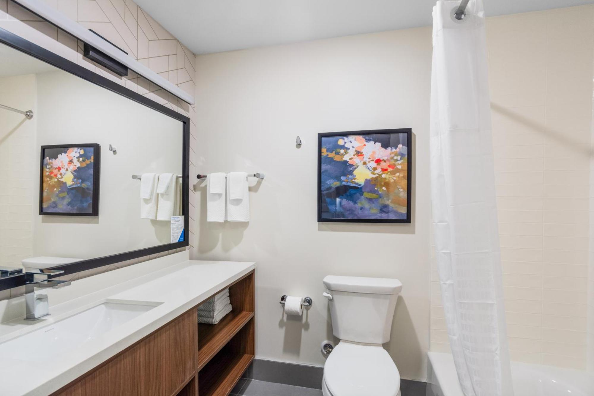 Everhome Suites Lexington - Horse Park Camera foto
