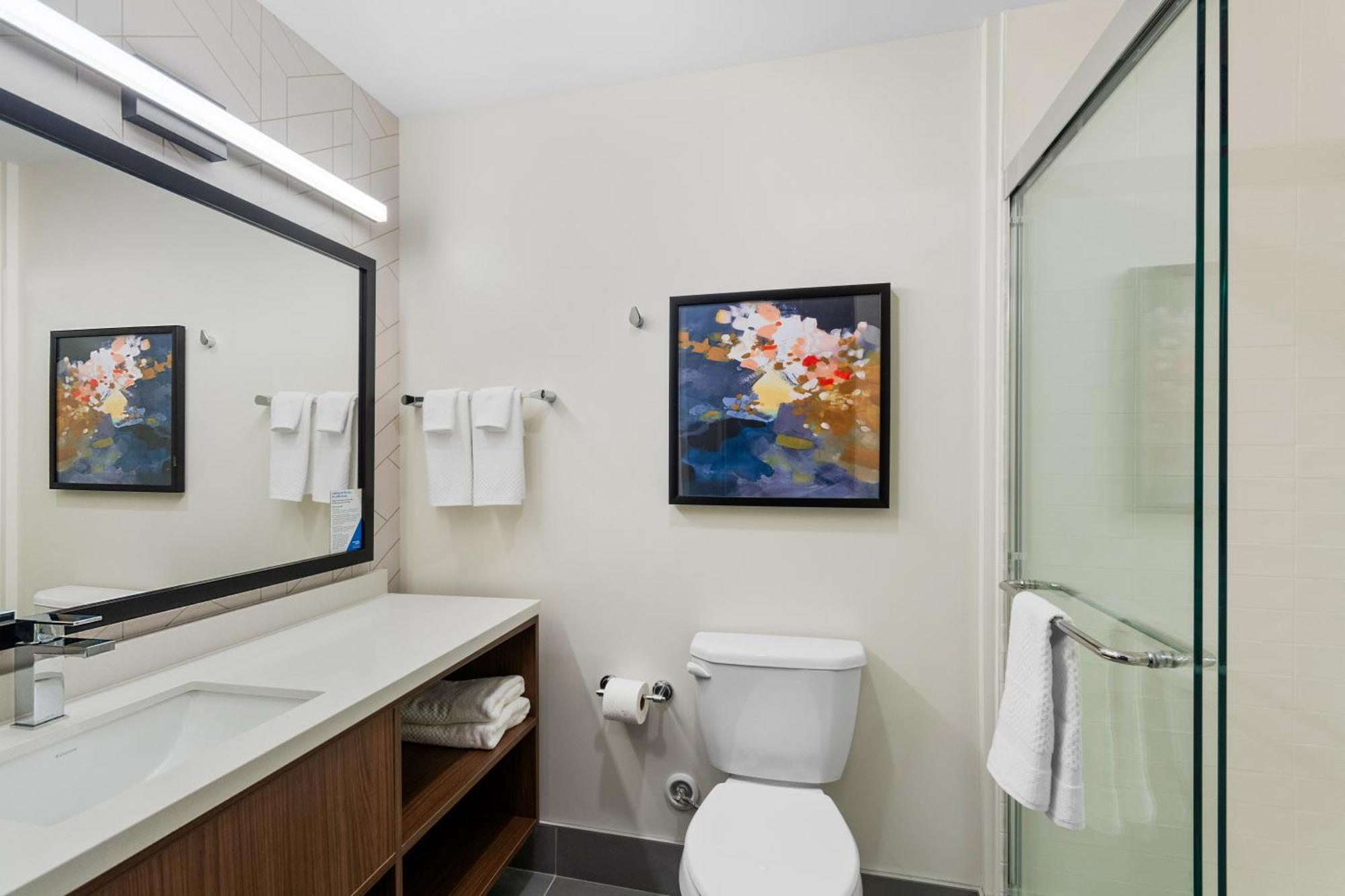 Everhome Suites Lexington - Horse Park Camera foto