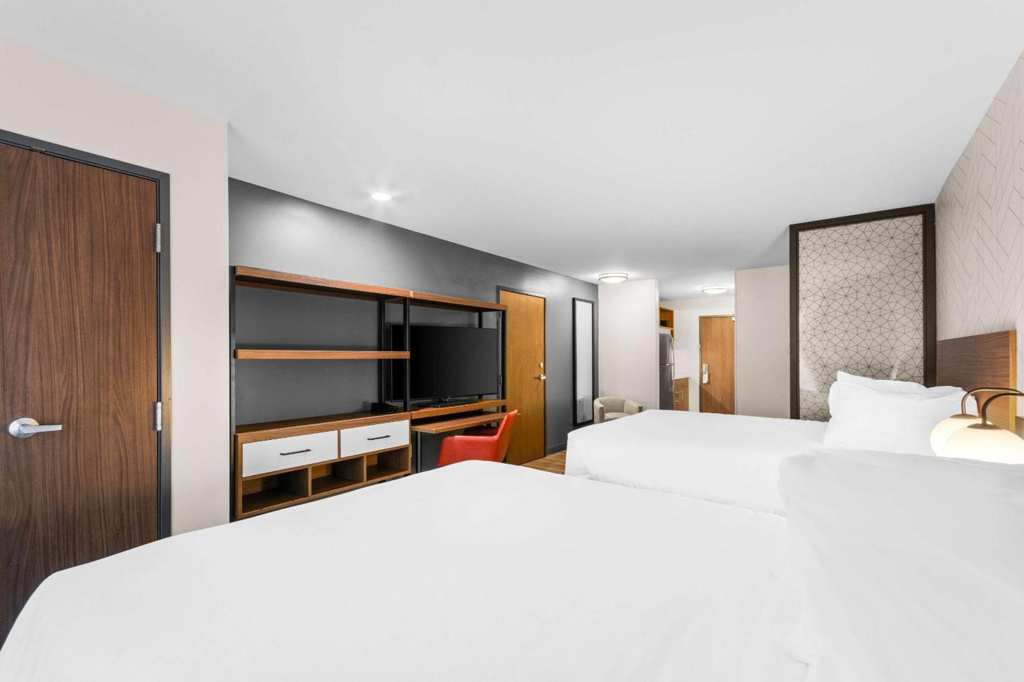 Everhome Suites Lexington - Horse Park Esterno foto