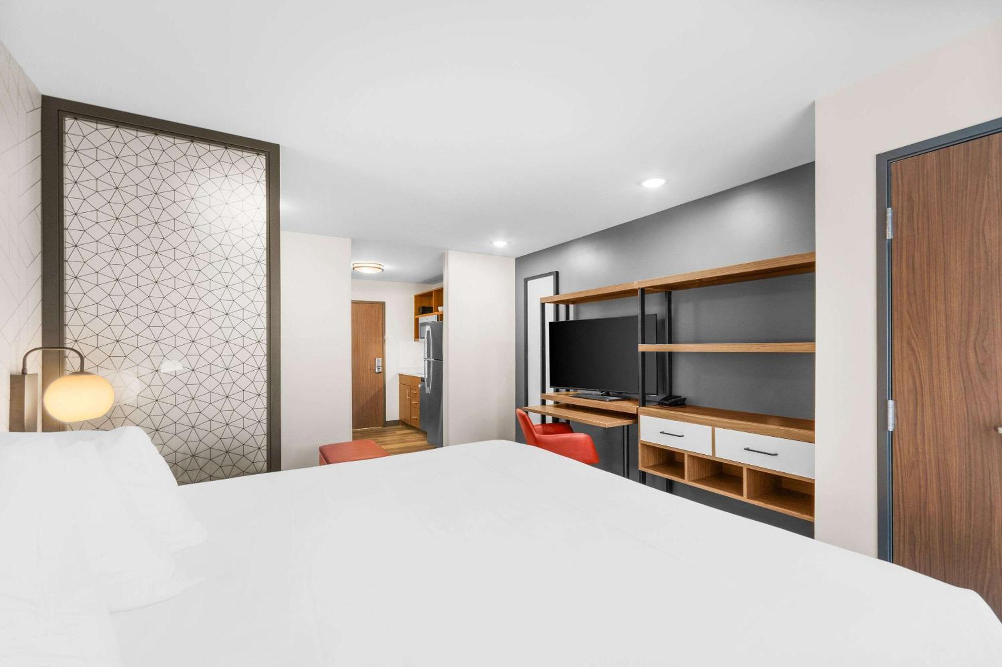 Everhome Suites Lexington - Horse Park Esterno foto