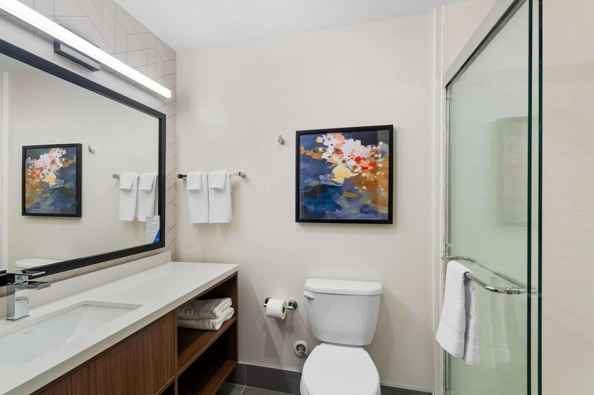 Everhome Suites Lexington - Horse Park Esterno foto